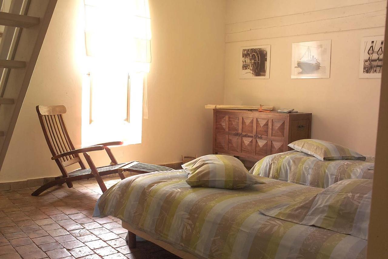 Demeure De Digoine "Chambre D'Hotes" Bourg-Saint-Andeol Exterior photo