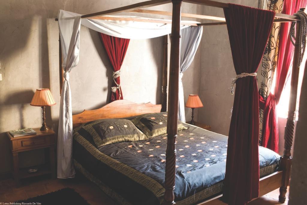 Demeure De Digoine "Chambre D'Hotes" Bourg-Saint-Andeol Exterior photo